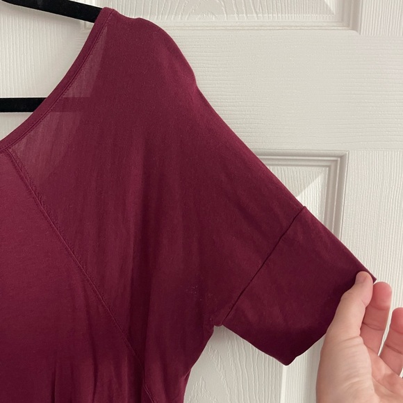 Marc by Marc Jacobs super soft wine colored top size medium - Picture 6 of 6